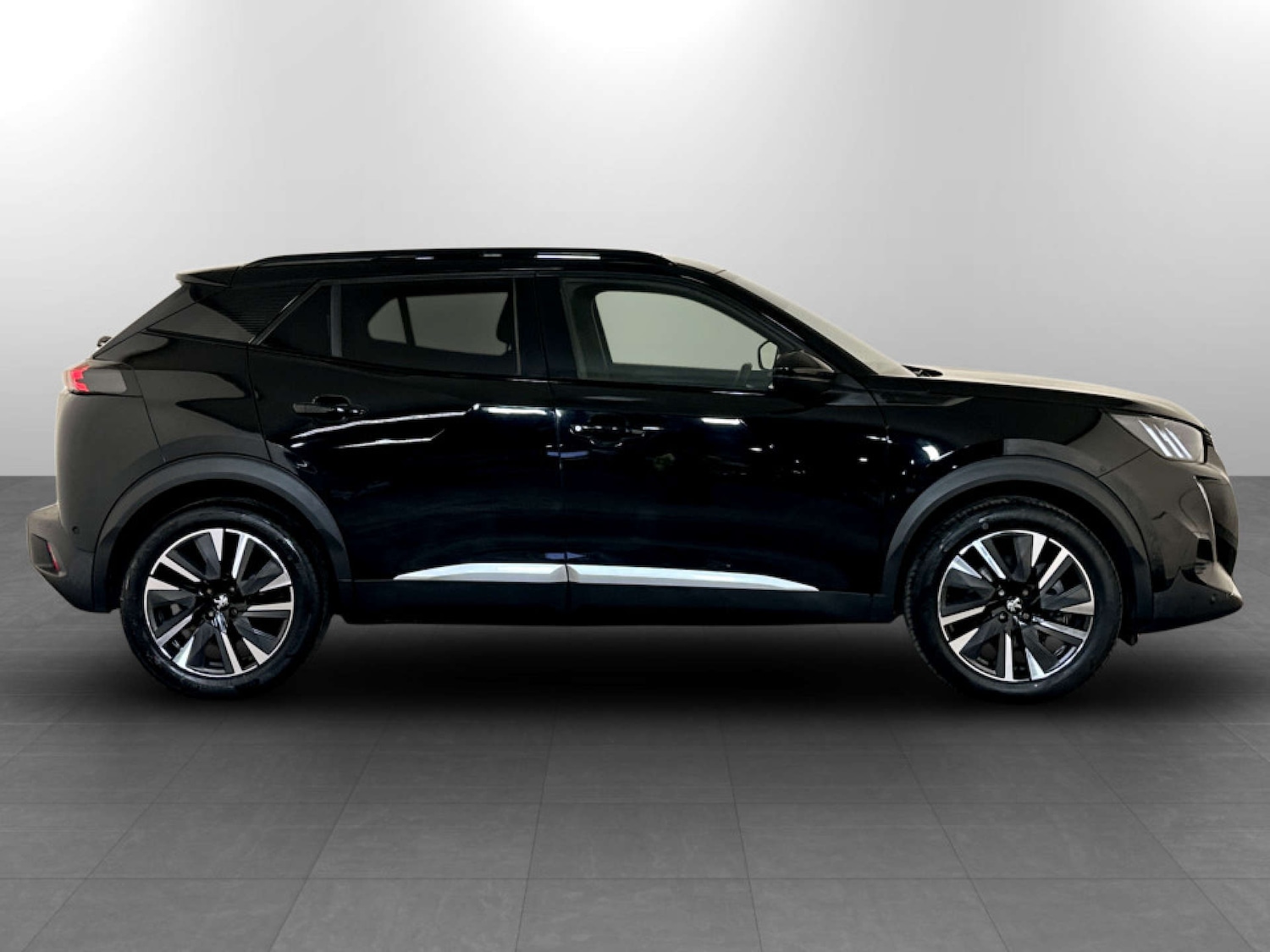 Used Peugeot 2008 2020 for sale - 77594835: Photo 11