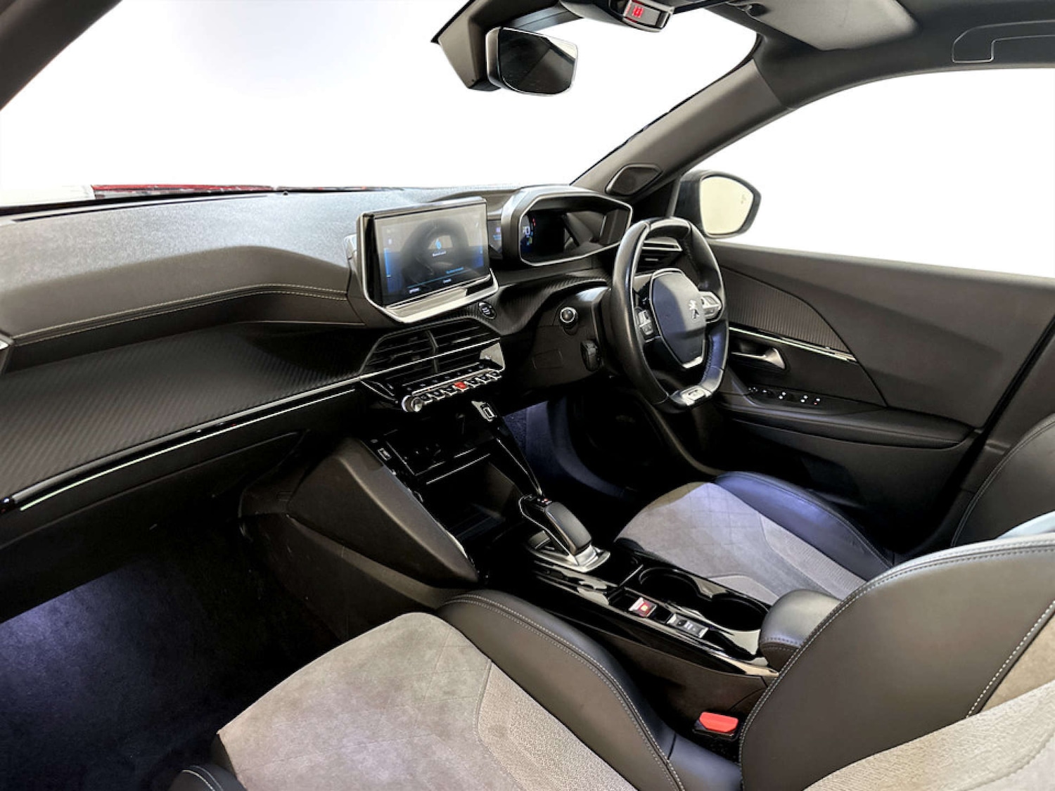 Used Peugeot 2008 2020 for sale - 77594835: Photo 12