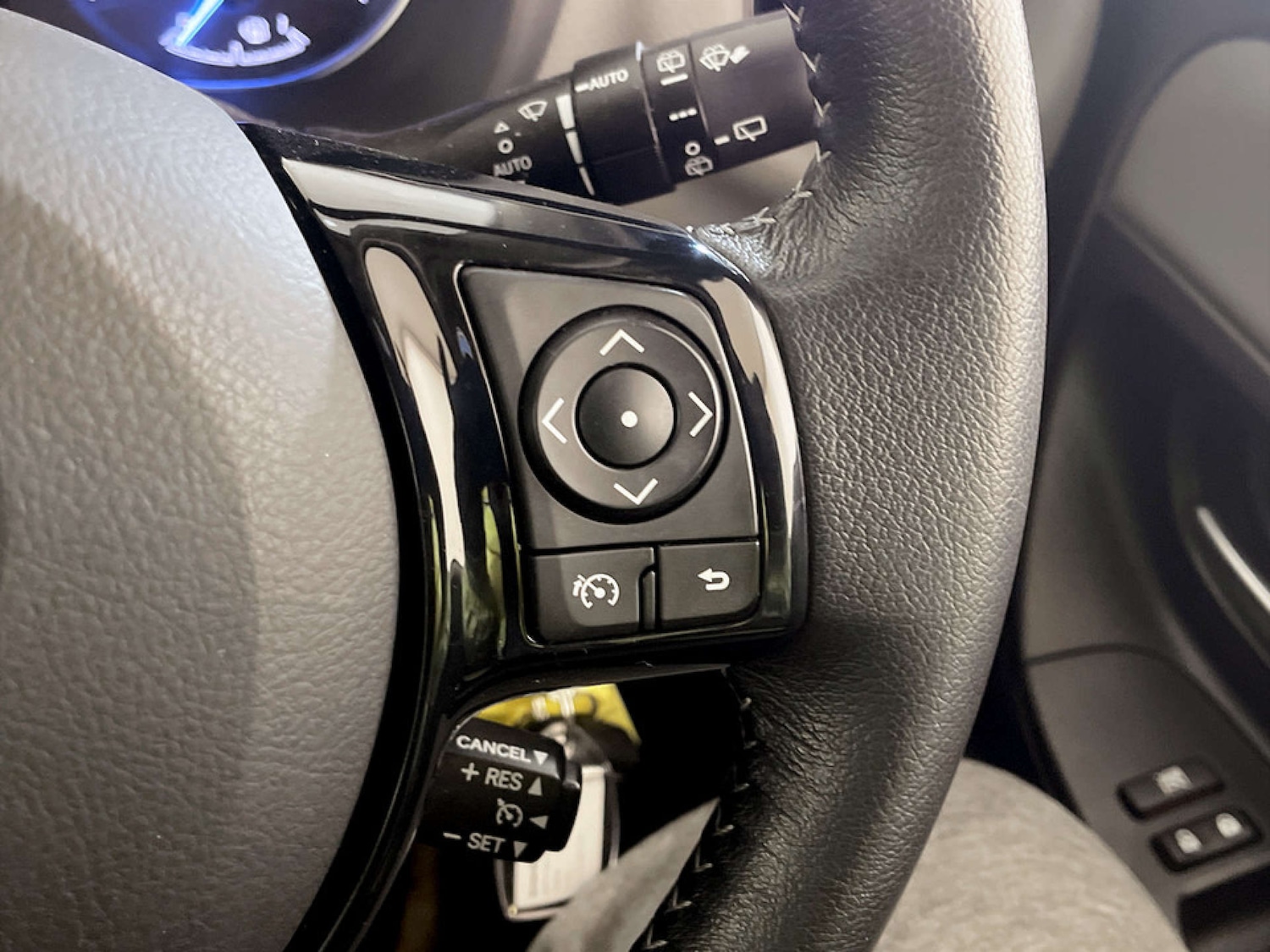 Used Toyota Yaris 2018 for sale - 77185910: Photo 19