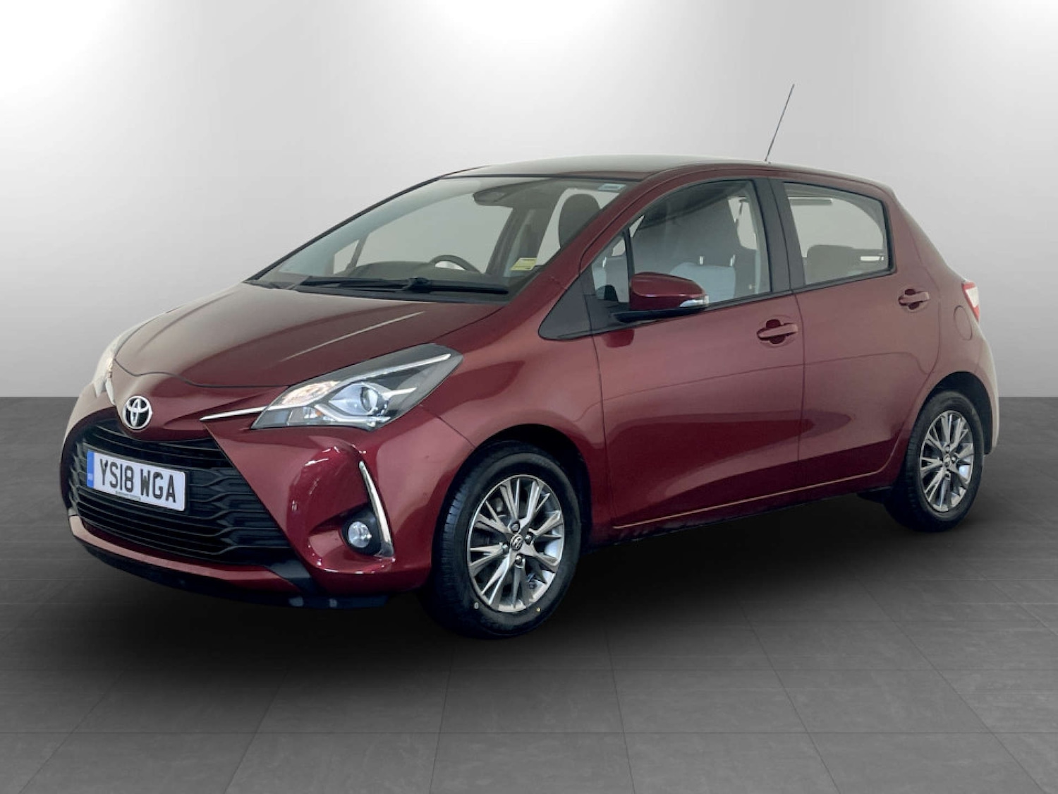 Used Toyota Yaris 2018 for sale - 77185910: Photo 6