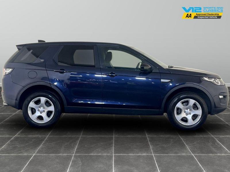 Used Land Rover Discovery Sport 2017 for sale - 76461376: Photo 11