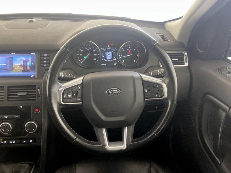 Used Land Rover Discovery Sport 2017 for sale - 76461376: Photo 16