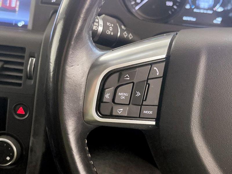 Used Land Rover Discovery Sport 2017 for sale - 76461376: Photo 17