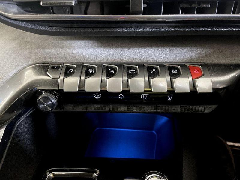 Used Peugeot 3008 2021 for sale - 76631318: Photo 24