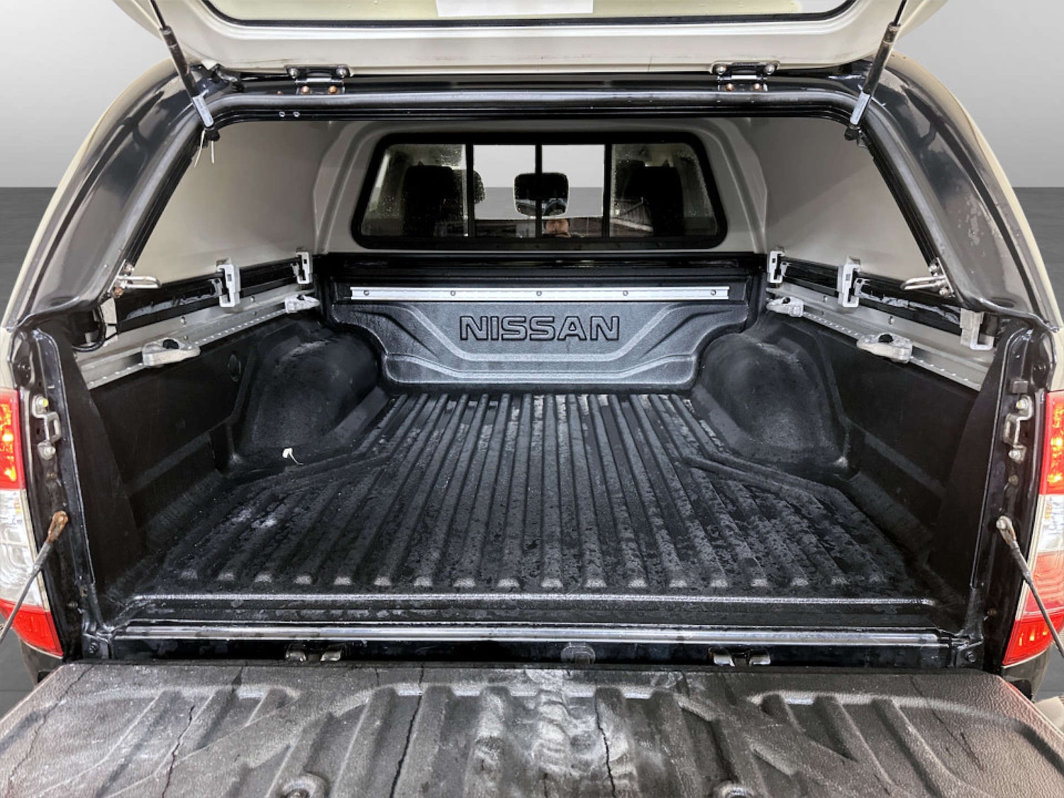 Used Nissan Navara 2019 for sale - 77802705: Photo 15