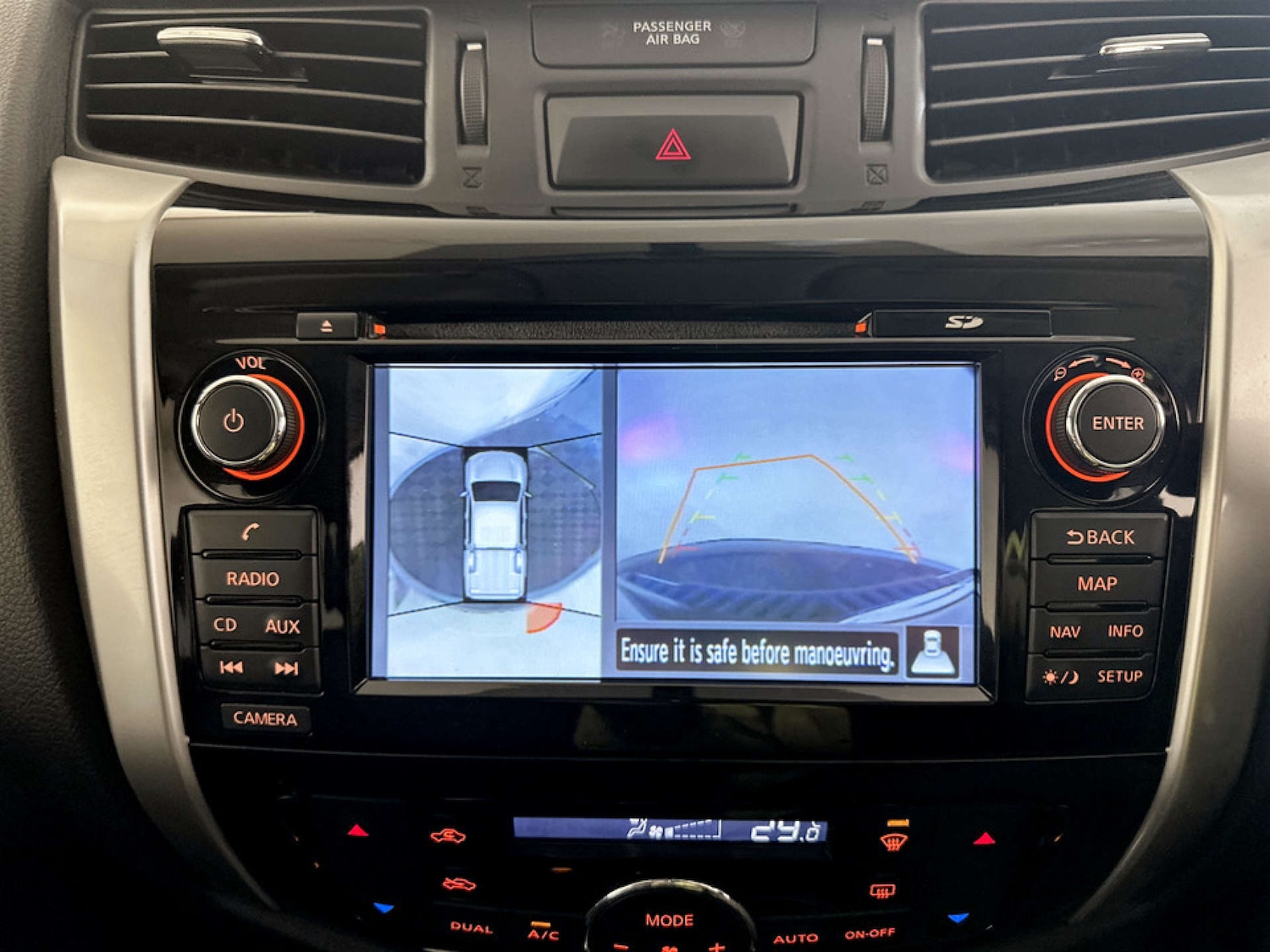 Used Nissan Navara 2019 for sale - 77802705: Photo 21