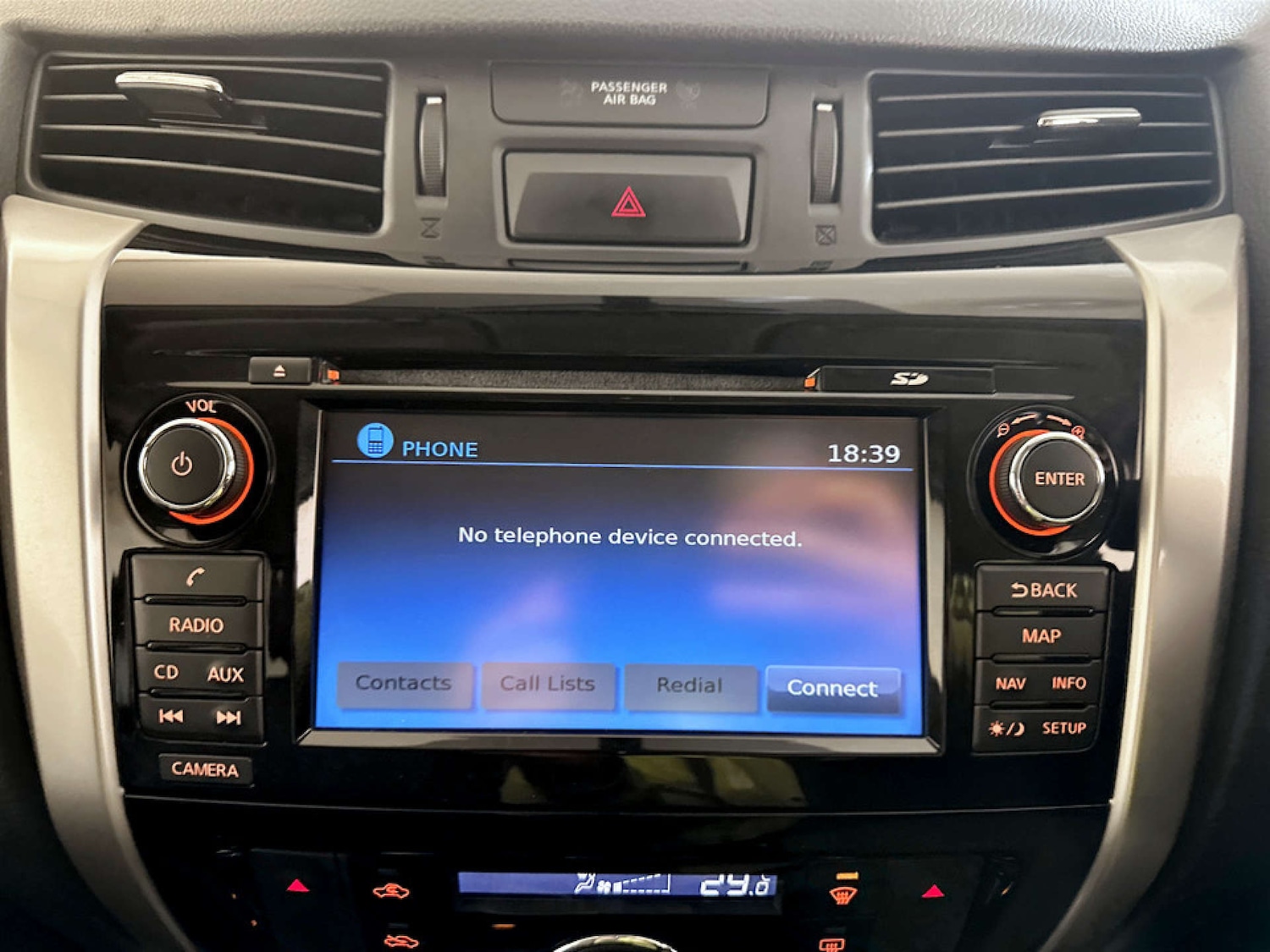 Used Nissan Navara 2019 for sale - 77802705: Photo 24