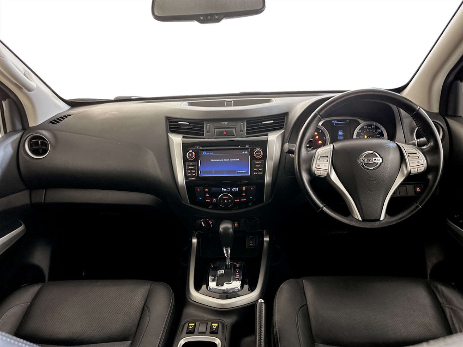 Used Nissan Navara 2019 for sale - 77802705: Photo 3