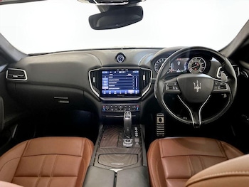 Used Maserati Ghibli 2021 for sale - 76298998: Photo