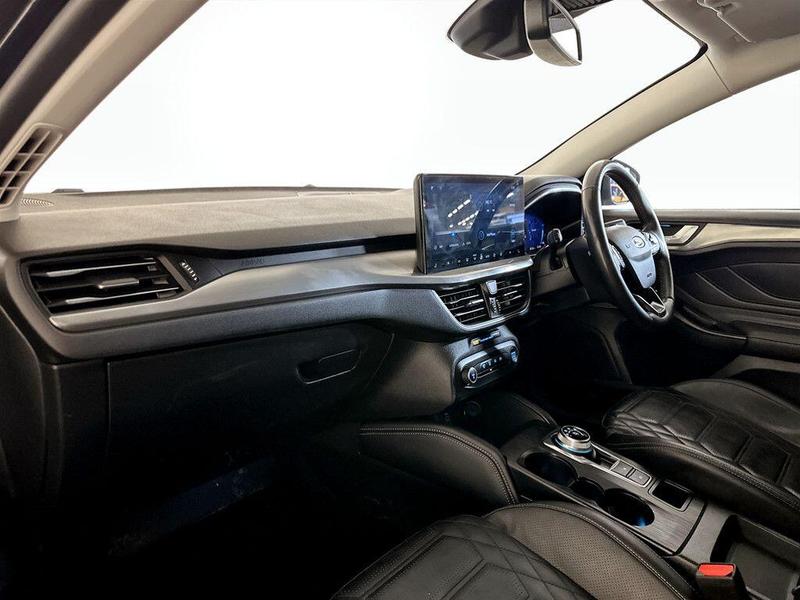 Used Ford Focus 2022 for sale - 76415901: Photo 12