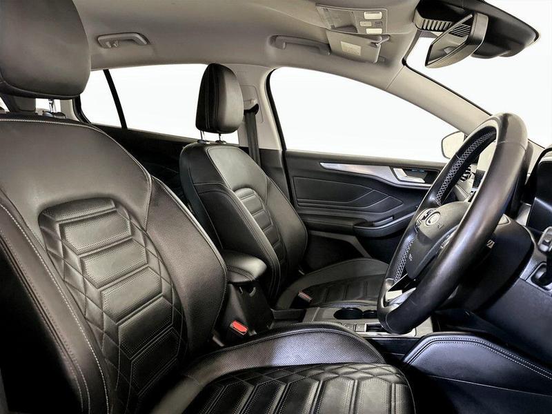 Used Ford Focus 2022 for sale - 76415901: Photo 13