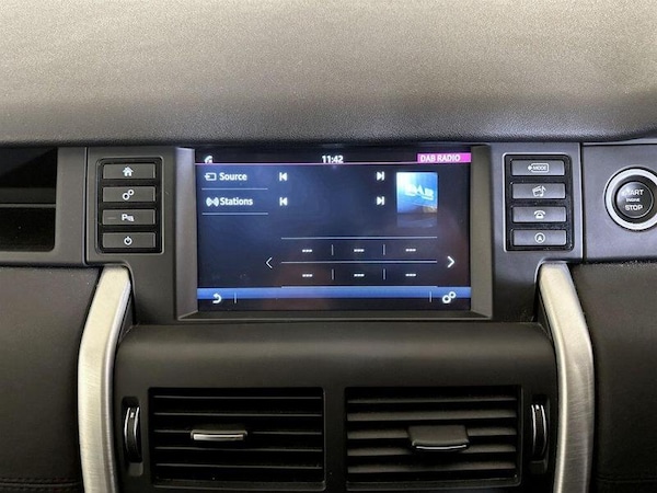 Used Land Rover Discovery Sport 2019 for sale - 76322353: Photo 24