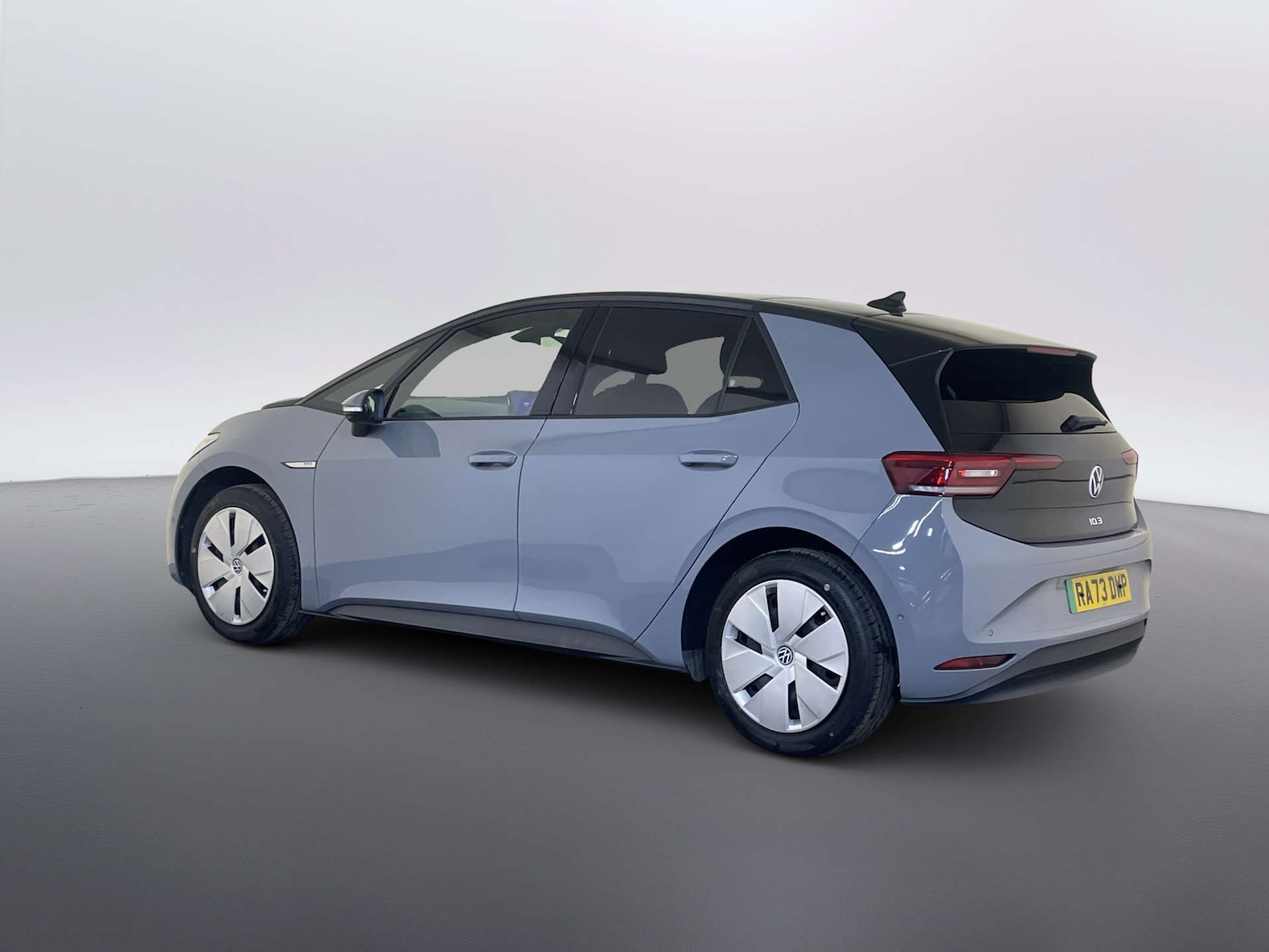 Used Volkswagen ID.3 2023 for sale - 77950414: Photo 8