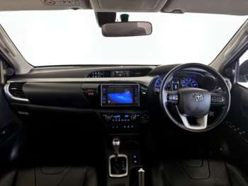 Used Toyota Hilux 2017 for sale - 74718300: Photo