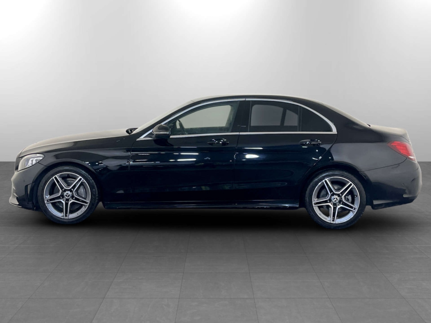 Used Mercedes-Benz C Class 2021 for sale - 77470022: Photo 6