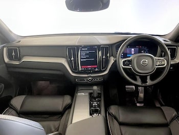 Used Volvo XC60 2022 for sale - 76332576: Photo