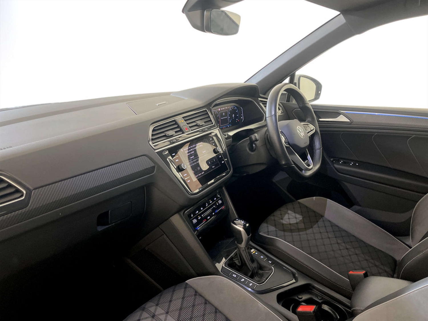 Used Volkswagen Tiguan 2023 for sale - 77734948: Photo 12