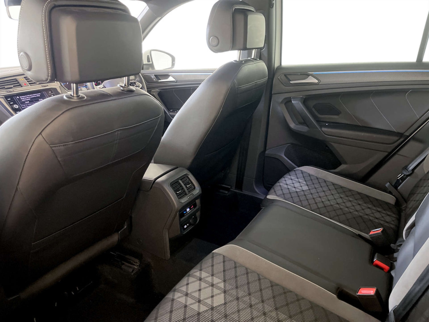 Used Volkswagen Tiguan 2023 for sale - 77734948: Photo 14