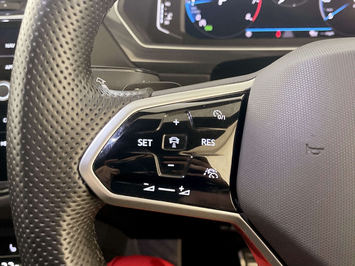 Used Volkswagen Tiguan 2023 for sale - 77734948: Photo 17