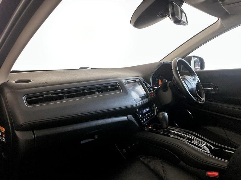 Used Honda HR-V 2018 for sale - 76616230: Photo 12