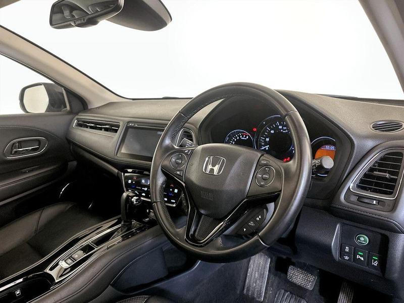 Used Honda HR-V 2018 for sale - 76616230: Photo 15