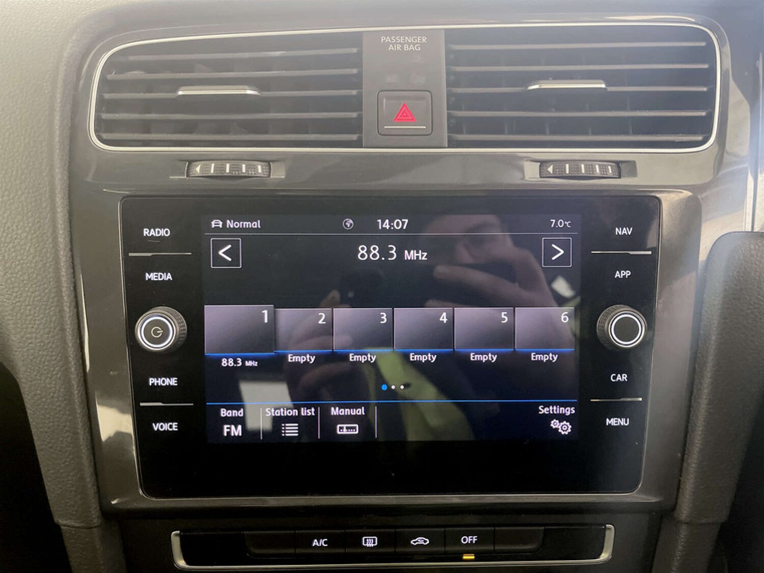 Used Volkswagen Golf 2018 for sale - 77639625: Photo 23