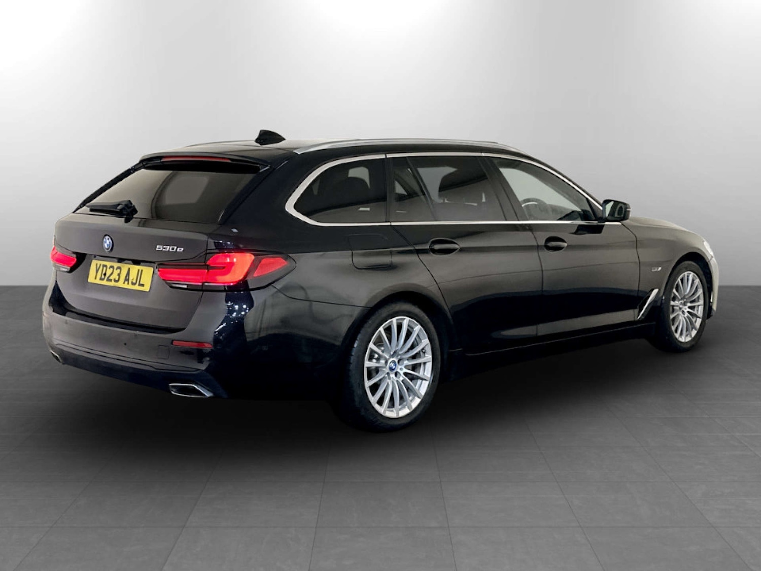 Used BMW 5 Series 2023 for sale - 77185948: Photo 10