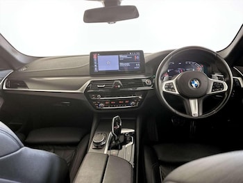 Used BMW 5 Series 2021 for sale - 76908614: Photo