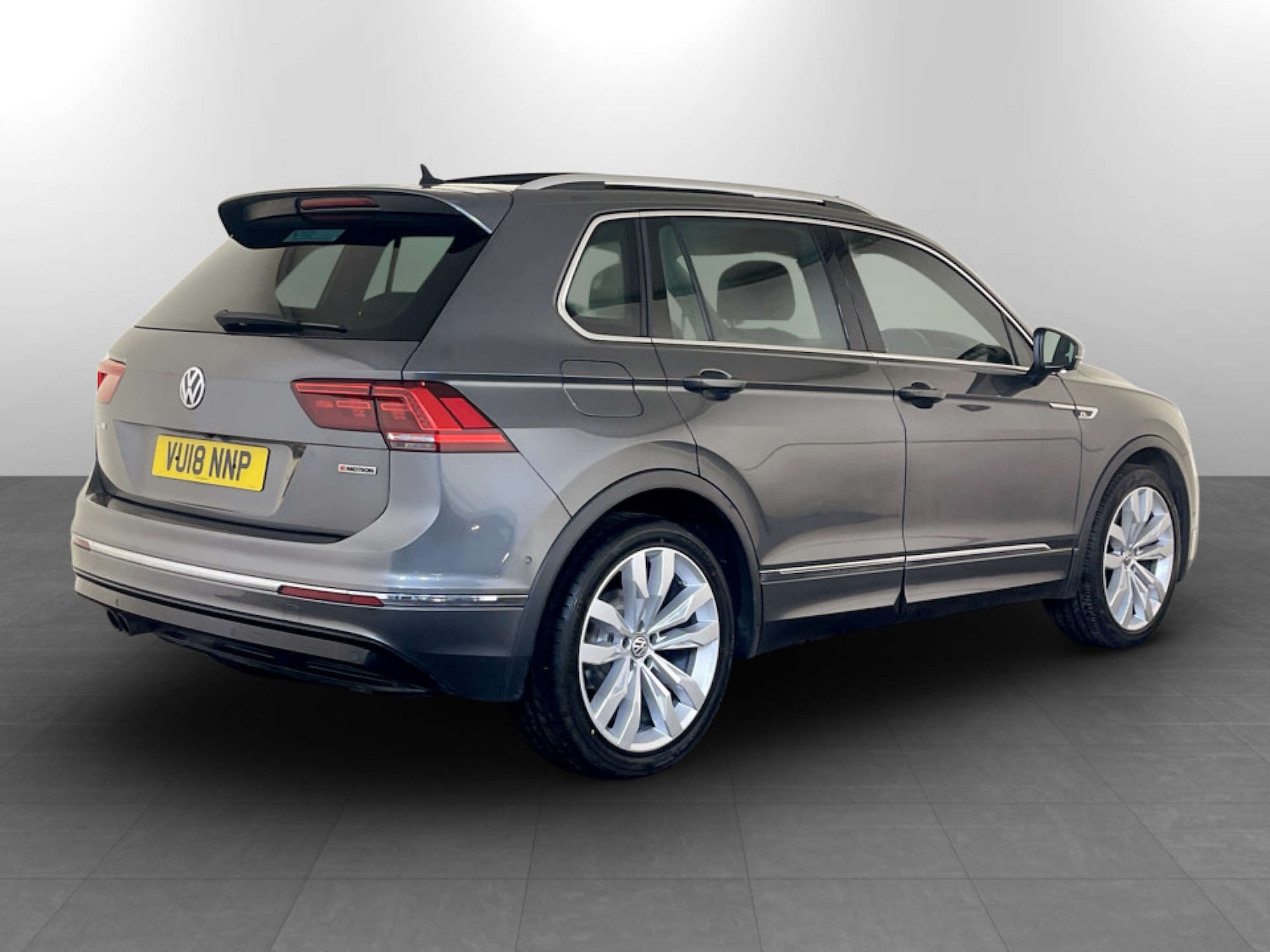 Used Volkswagen Tiguan 2018 for sale - 77474644: Photo 10