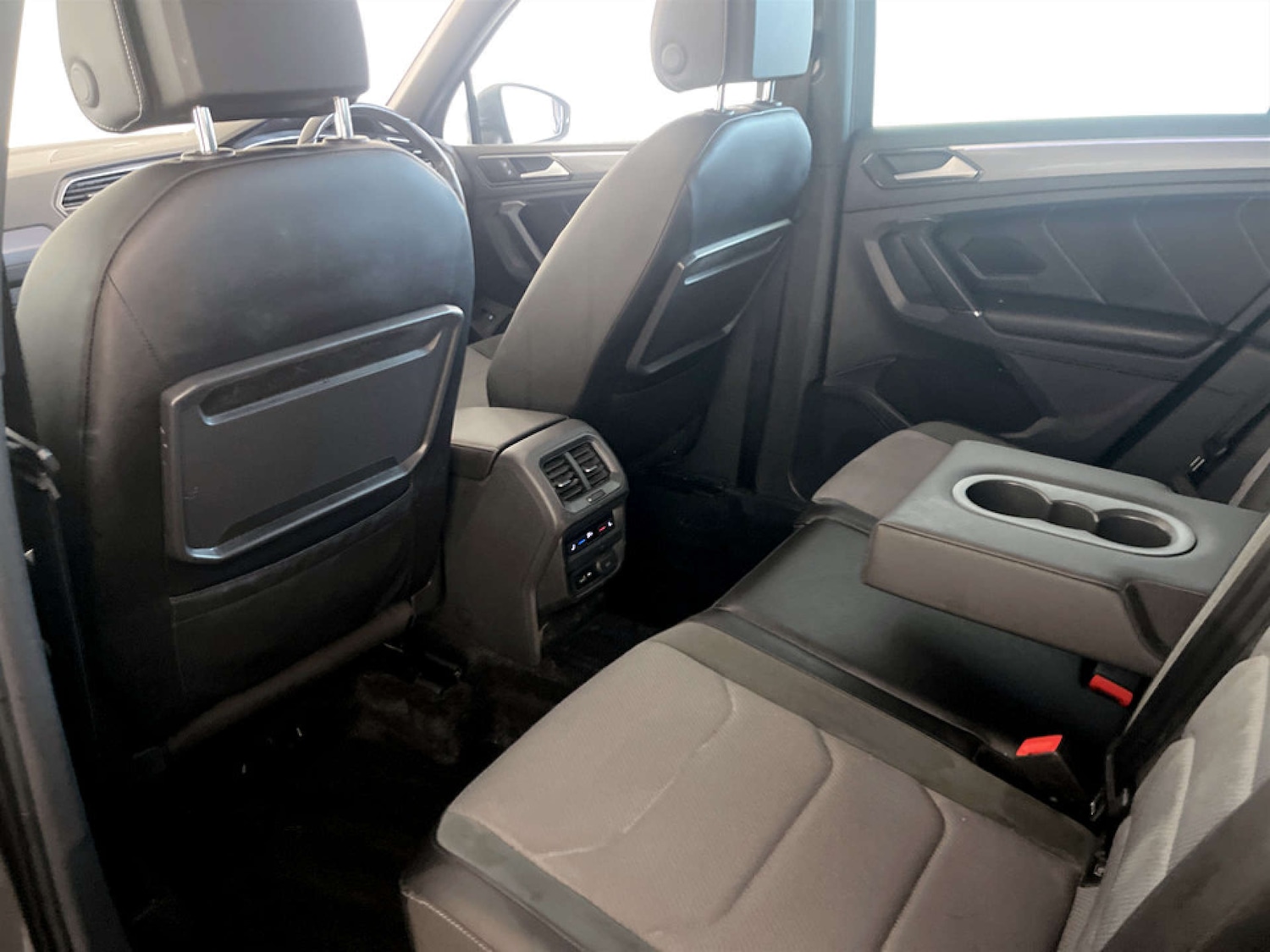 Used Volkswagen Tiguan 2018 for sale - 77474644: Photo 14