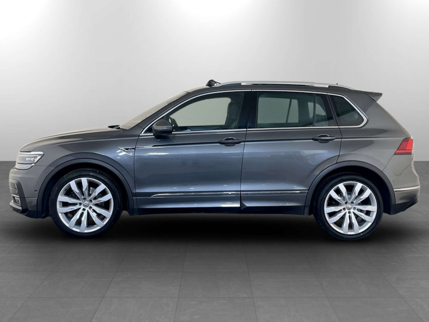 Used Volkswagen Tiguan 2018 for sale - 77474644: Photo 7