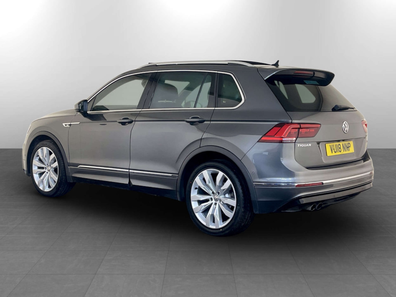 Used Volkswagen Tiguan 2018 for sale - 77474644: Photo 8