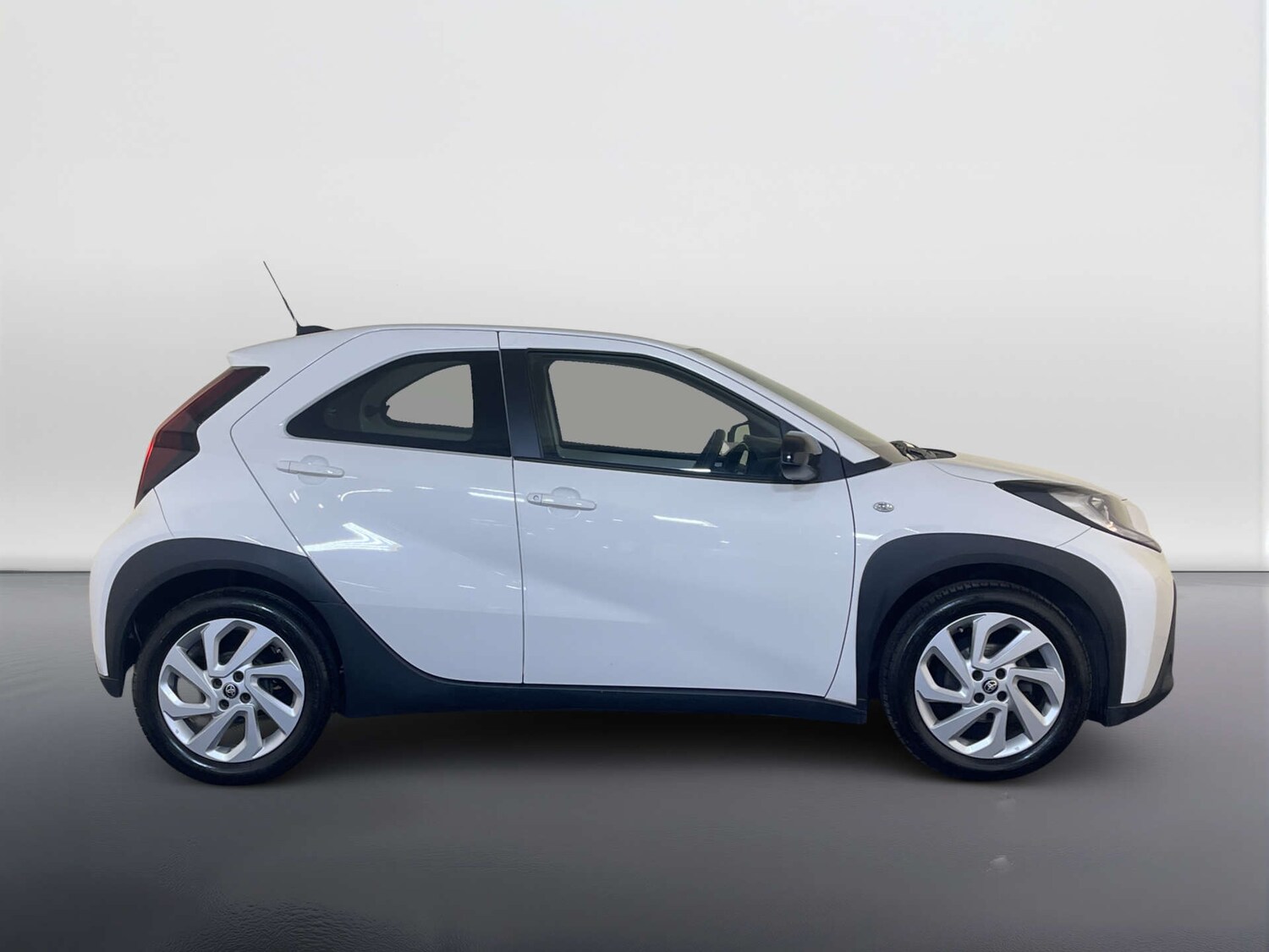 Used Toyota Aygo X 2022 for sale - 78066793: Photo 11