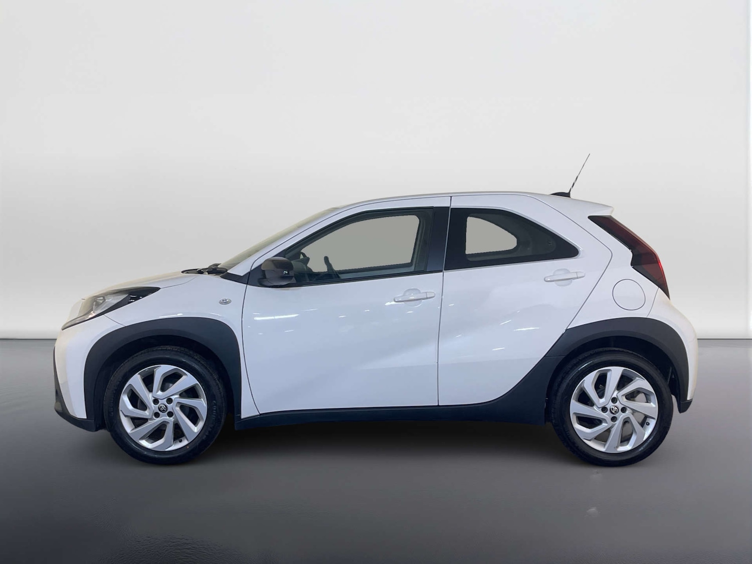 Used Toyota Aygo X 2022 for sale - 78066793: Photo 7