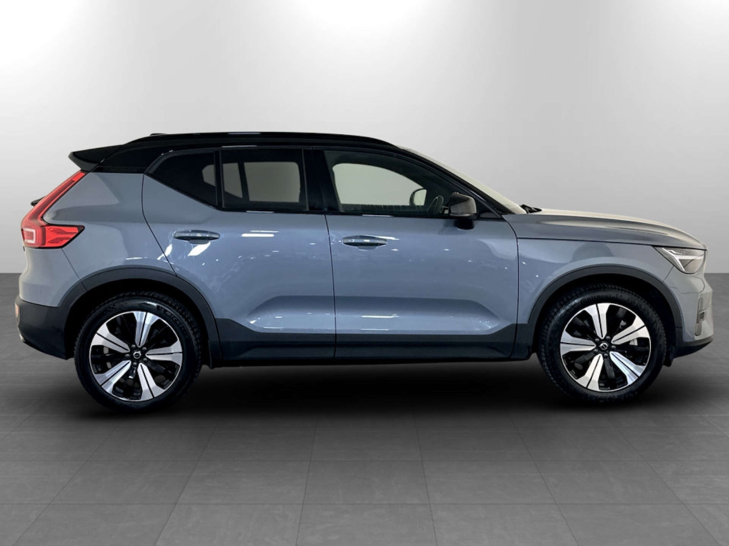 Used Volvo XC40 2022 for sale - 77643150: Photo 11