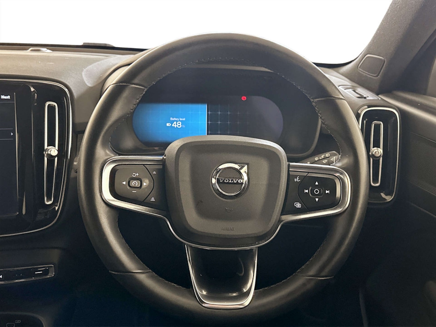 Used Volvo XC40 2022 for sale - 77643150: Photo 16