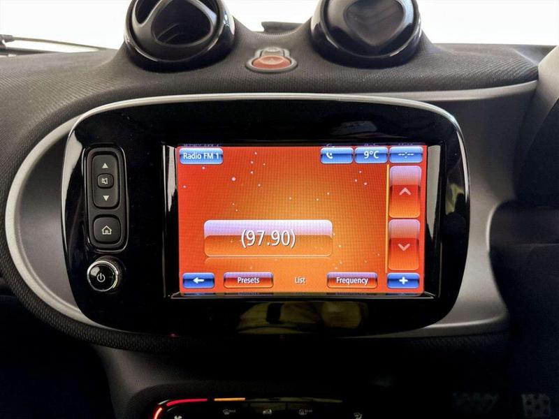 Used Audi Q3 2017 for sale - 77042475: Photo 25