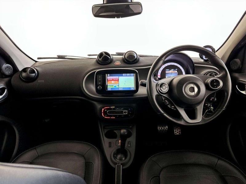 Used Audi Q3 2017 for sale - 77042475: Photo 3