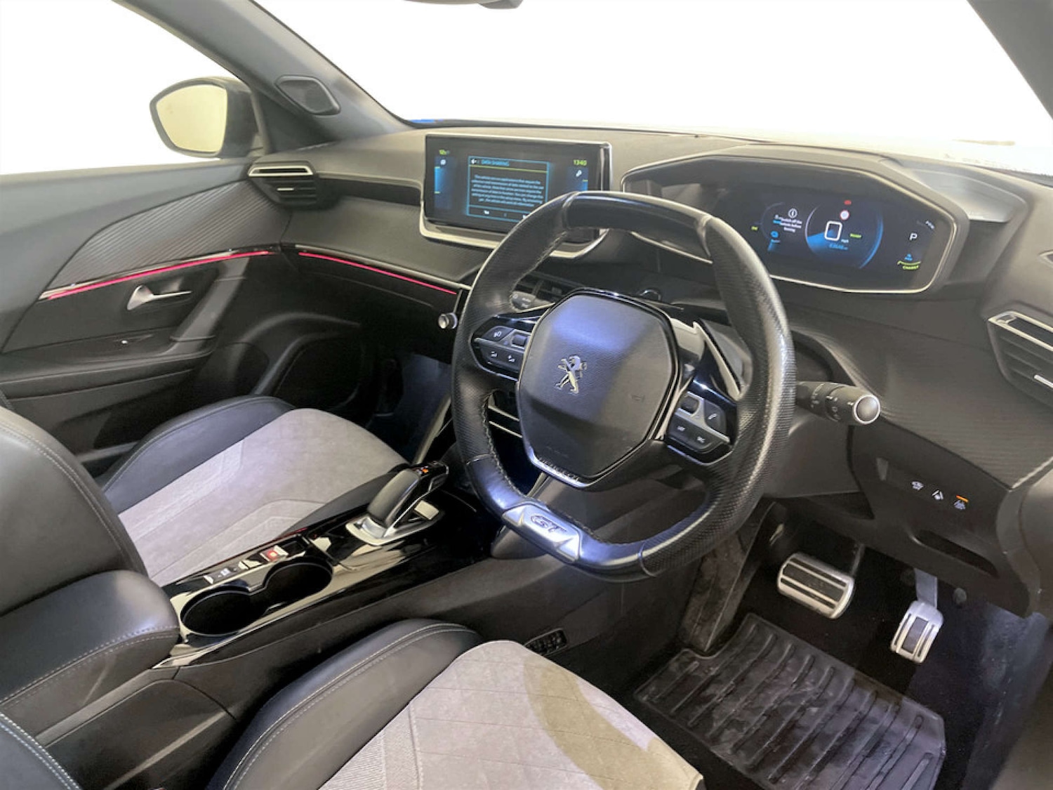 Used Peugeot 2008 2021 for sale - 77720525: Photo 15