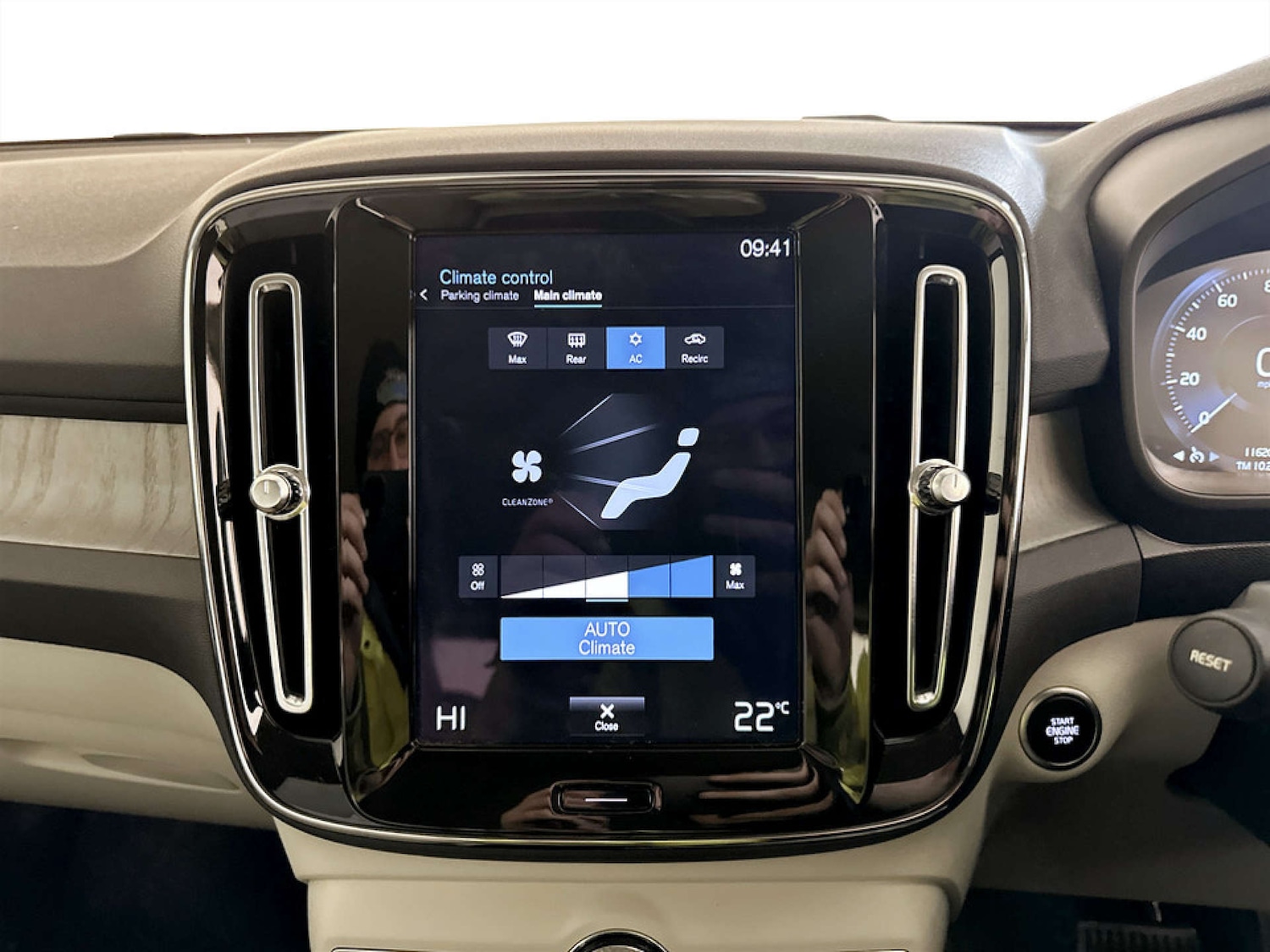 Used Volvo XC40 2022 for sale - 77655562: Photo 23