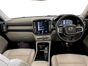 Used Volvo XC40 2022 for sale - 77655562: Photo