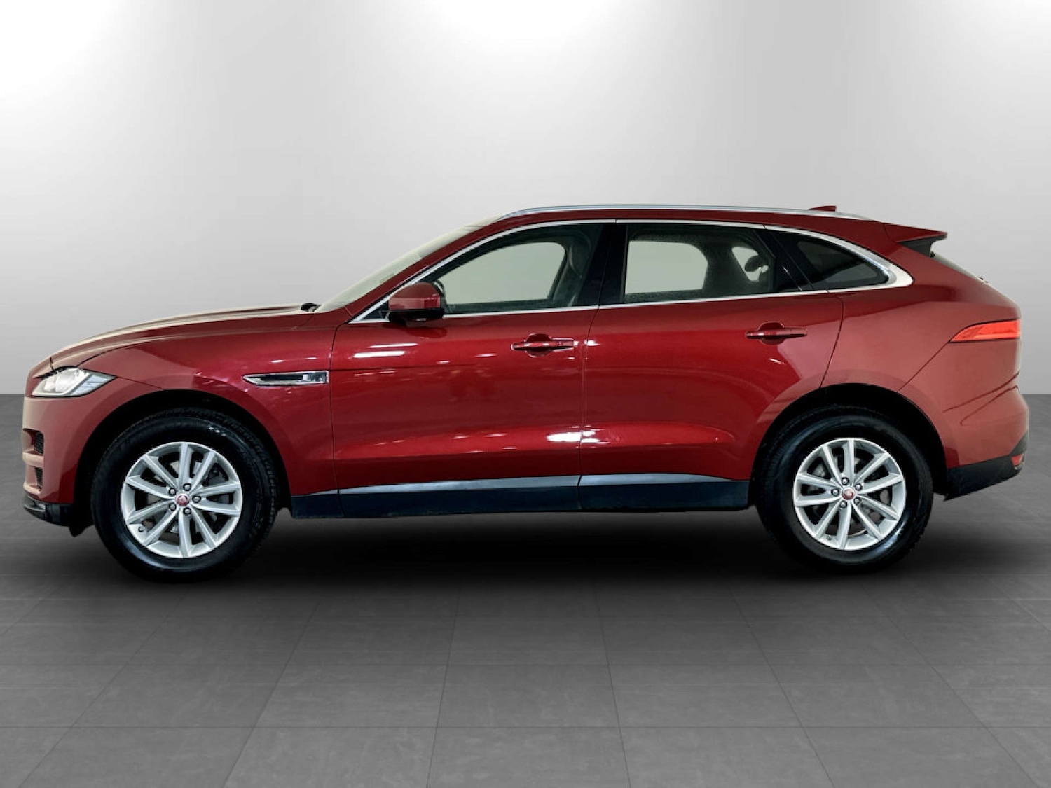 Used Jaguar F-Pace 2019 for sale - 77185914: Photo 7