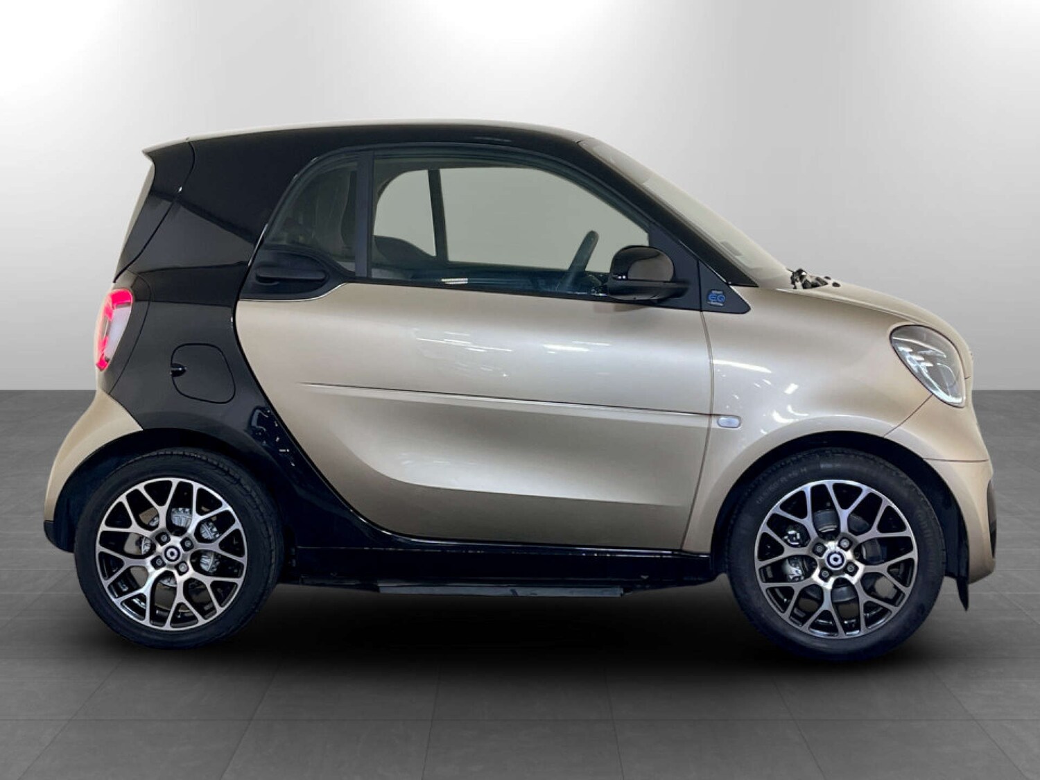 Used smart fortwo 2021 for sale - 77758665: Photo 11