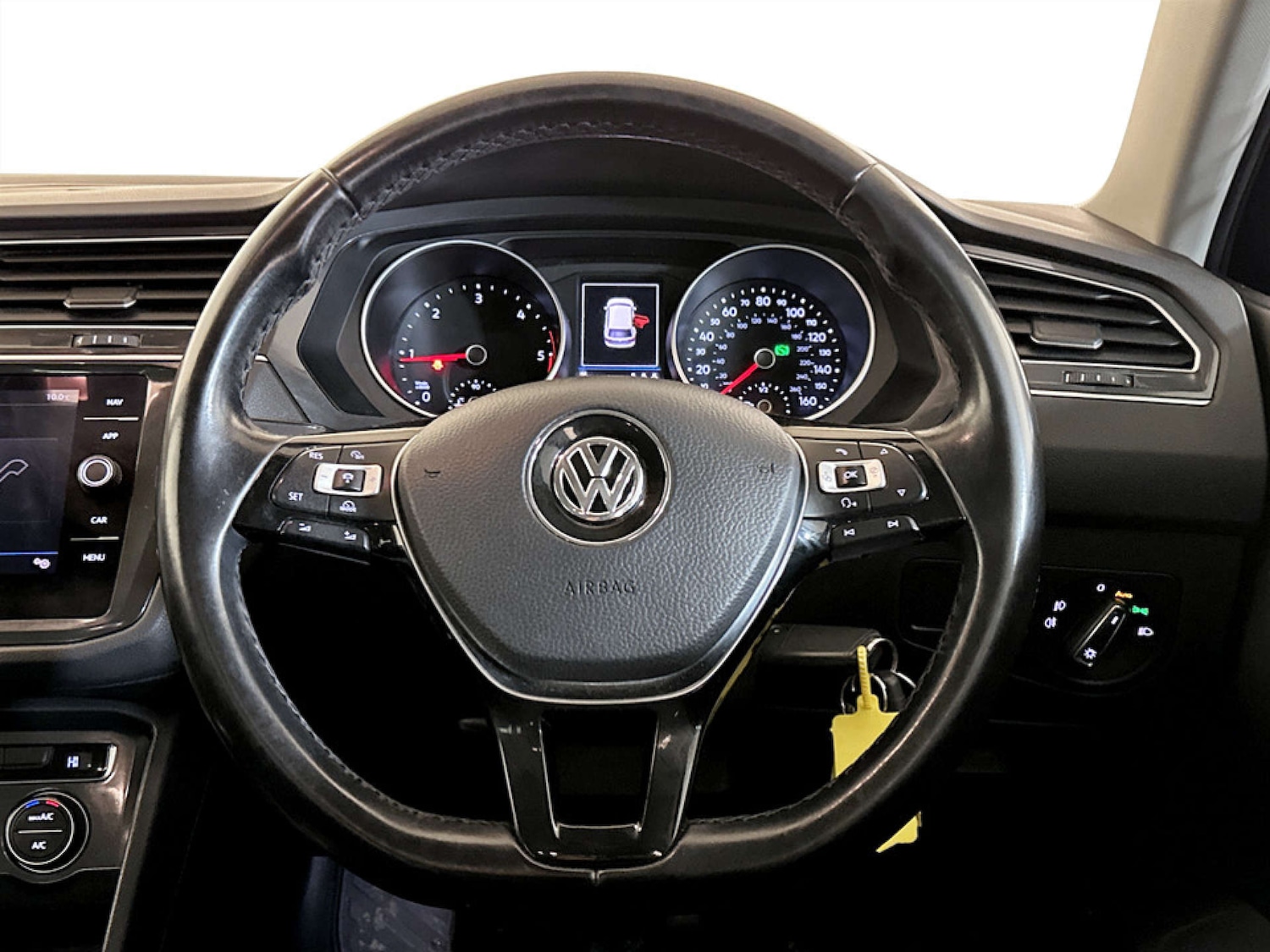 Used Volkswagen Tiguan 2017 for sale - 77494230: Photo 15