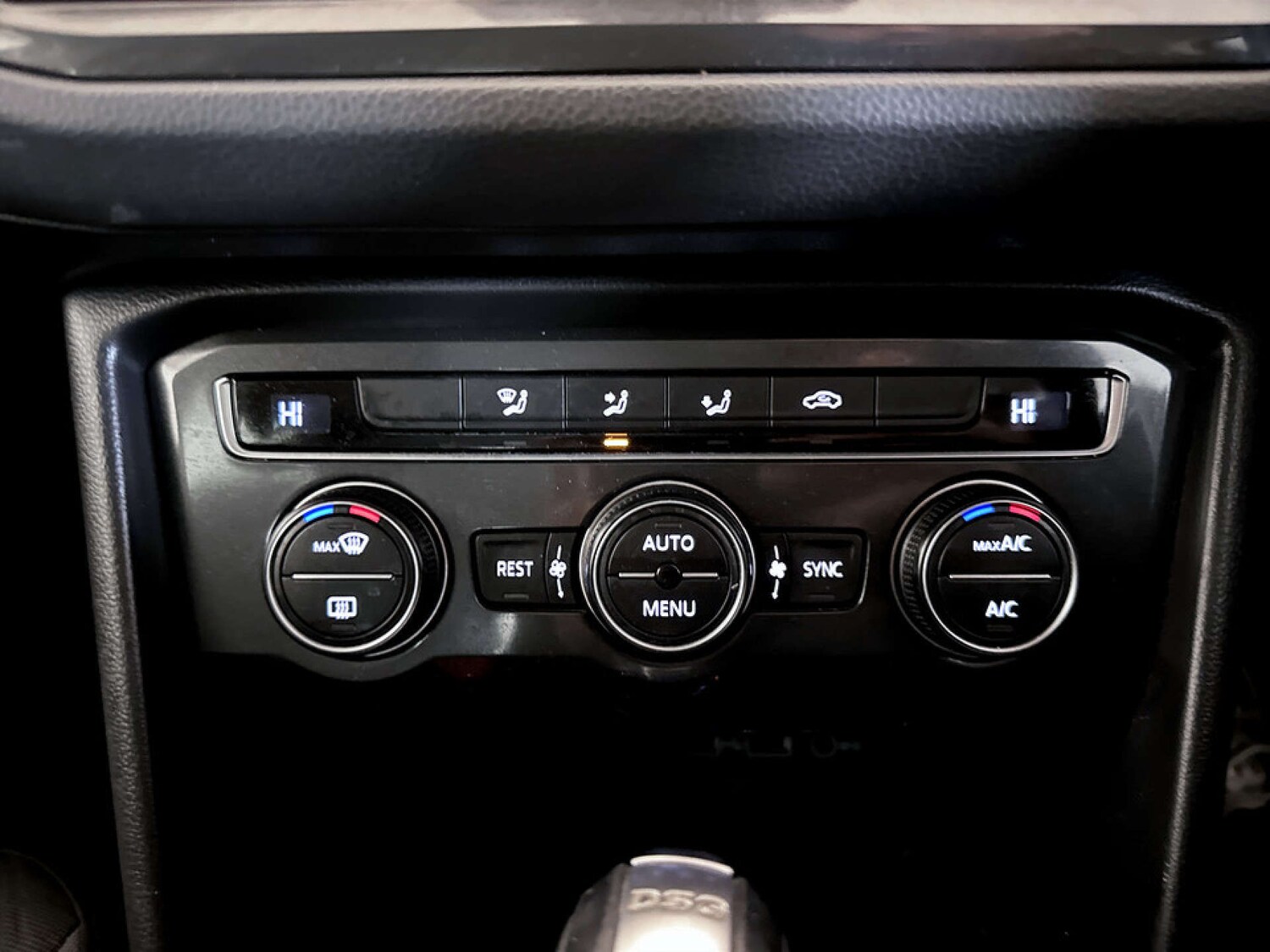 Used Volkswagen Tiguan 2017 for sale - 77494230: Photo 25