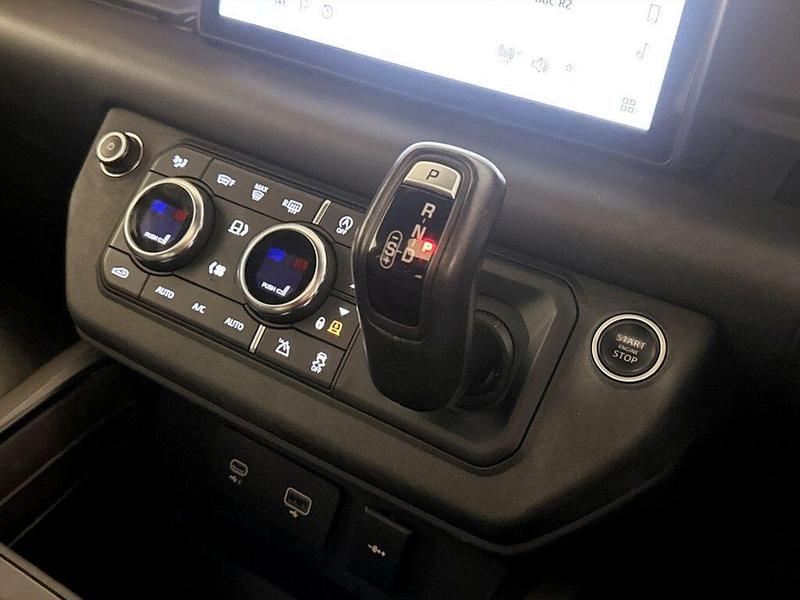 Used Land Rover Defender 2020 for sale - 76382206: Photo 26