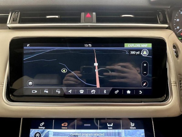 Used Land Rover Range Rover Velar 2018 for sale - 76222532: Photo 24