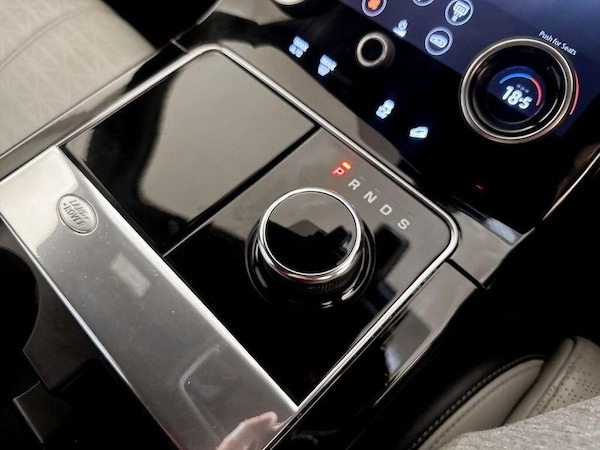 Used Land Rover Range Rover Velar 2018 for sale - 76222532: Photo 27