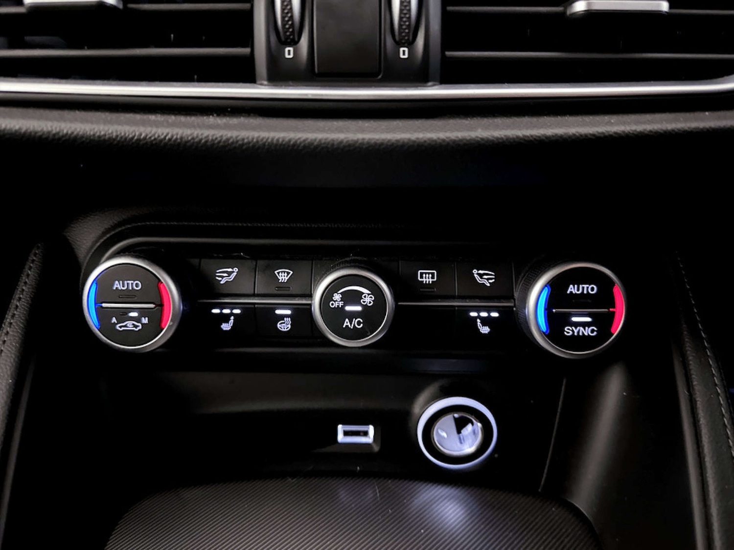 Used Alfa Romeo Stelvio 2020 for sale - 77494141: Photo 26