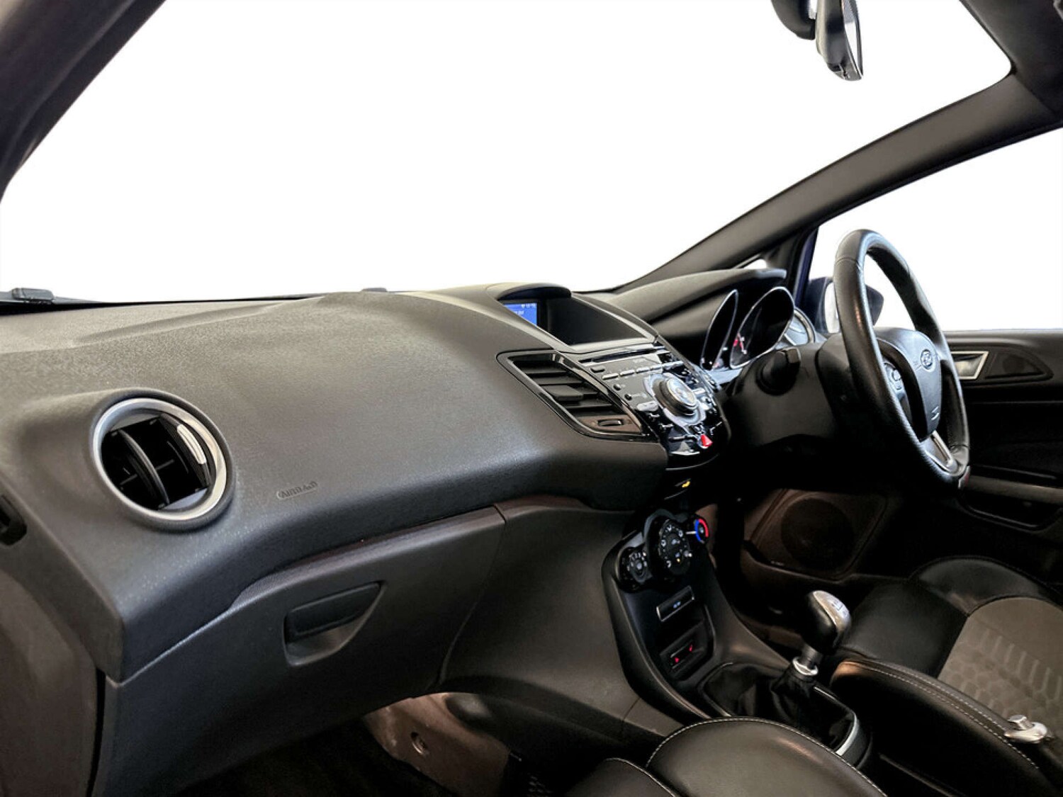 Used Ford Fiesta 2015 for sale - 77542705: Photo 11